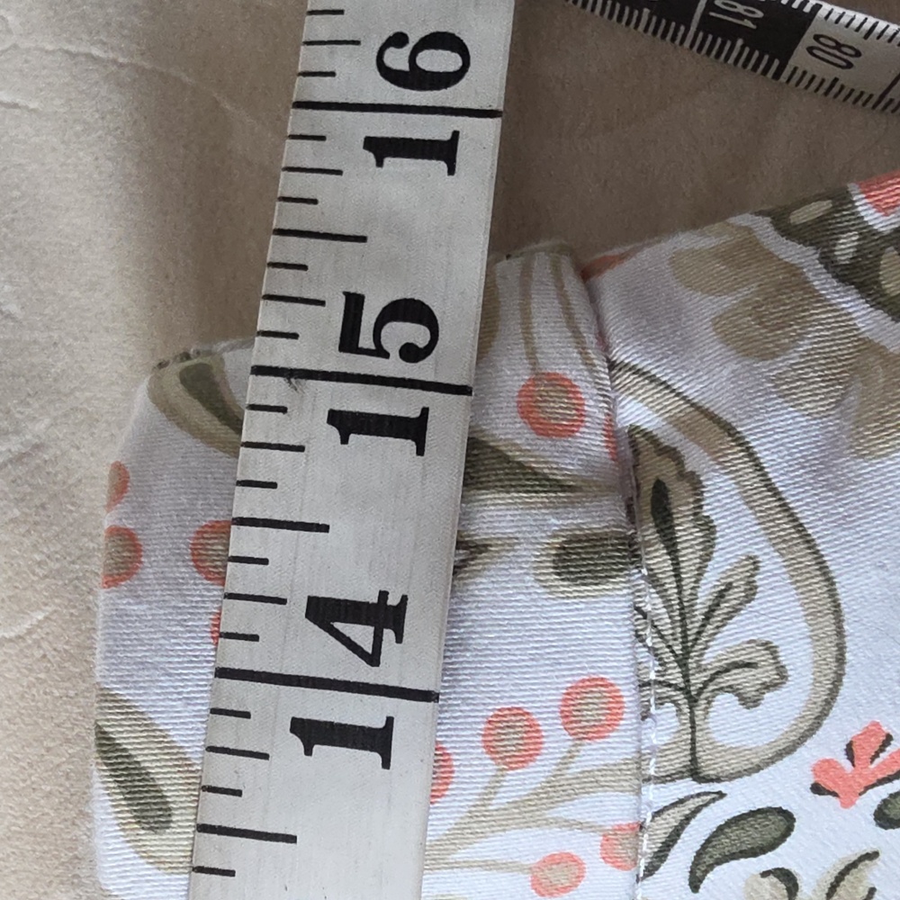 Croft & Barrow Patterned Skort - White, Green, Pink - Picture 7 of 9